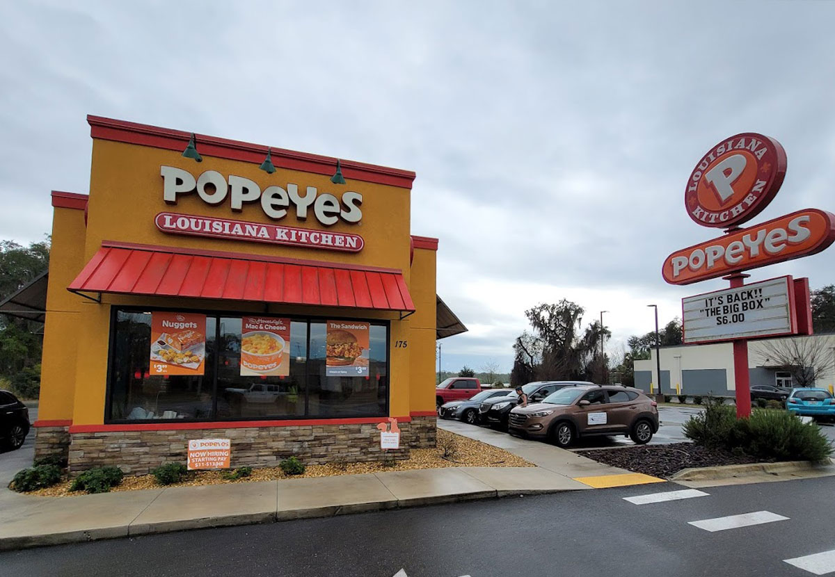 Vacant Popeyes